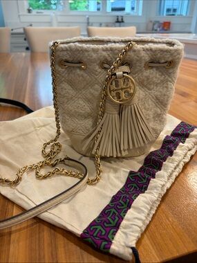 Tory Burch Cream Quilted Wool Bucket Bag with Gold Chain